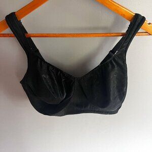 Wirarpa Bra Black 38DDD No Underwire No Padding